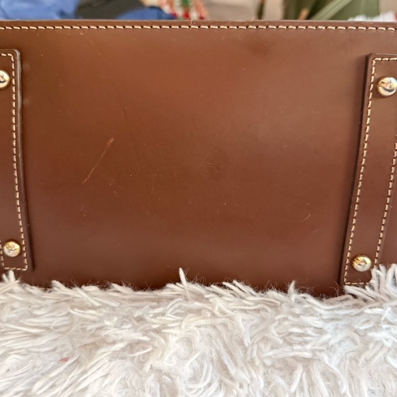 Dooney & Bourke Satchel Bag in Brown w/ Long Strap & Matching Wallet - Picture 3 of 12